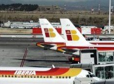 El Estado español no saldrá del capital de Iberia hasta 2010