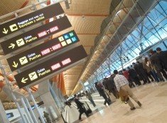 Los tres primeros aeropuertos de España pierden tráfico de pasajeros