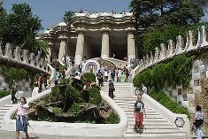 Barcelona quiere a turistas chinos solventes