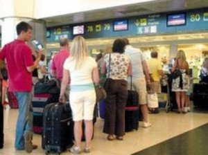 Las agencias solicitan garantías de repatriación en los casos de quiebras de aerolíneas