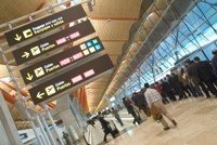 Proponen que el Aeropuerto de Madrid Barajas lleve el nombre de Adolfo Suárez