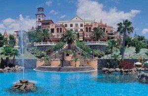 El Gran Hotel Bahía del Duque, mejor hotel de lujo de España