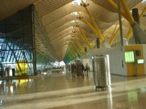 El tráfico de pasajeros cae un 18,2% en los aeropuertos españoles durante el primer trimestre