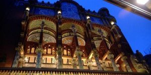 Barcelona suspende durante un año la concesión de licencias hoteleras en Ciutat Vella