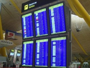 La UE permitirá a las aerolíneas conservar sus slots aunque no los usen este verano