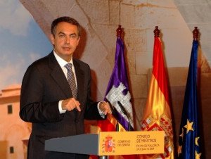 Las medidas sobre las tasas aéreas podrían suponer un ahorro de 25 M €, dice Zapatero