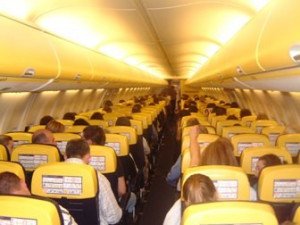 Consumo pide al Gobierno irlandés que actúe contra Ryanair