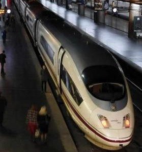 Los pasajeros del AVE Madrid-Barcelona crecieron un 43% en el primer semestre