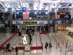 EE UU extenderá su programa de identificación biométrica a 13 aeropuertos