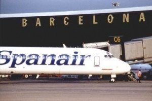 Spanair ofrece mejorar la indemnización de quienes no acepten el traslado a Barcelona