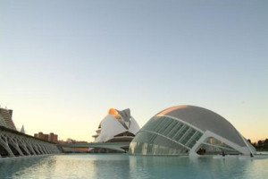 La federación valenciana pide a la Consejería de Turismo una mayor vigilancia de la normativa