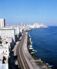 Cuba redujo un 11,6% sus ingresos por turismo en nueve meses