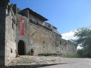 El Castillo de Maceda reabre como hotel-monumento
