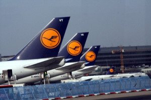 ACAV exige a Lufthansa que rectifique su política de reembolsos
