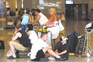 Bruselas plantea ayudar a las aerolíneas según su respeto a los derechos de los pasajeros varados