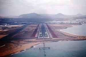 Lanzarote será el primer "aeropuerto verde" de España