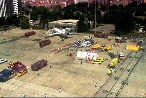 Expertos de siete países participan en el primer simulacro de contaminación radiológica en aeropuerto realizado en España