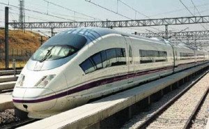 Posponen la compra de 10 trenes AVE del proyecto low cost a París para ahorrar 270 M €
