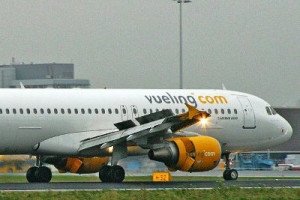 Vueling ofrece 30 nuevos vuelos desde Granada