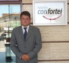 Nuevo director del Confortel Badajoz