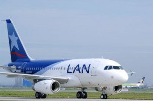 LAN Chile será sancionada por tener contratos de exclusividad con agencias de viajes