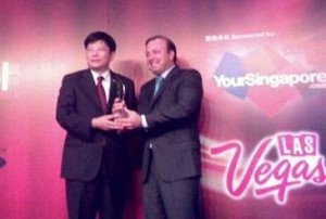 Mesquida recoge en Pekín el premio que reconoce a España como mejor destino vacacional para China