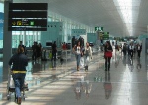 El gasto de los turistas españoles en el extranjero está un 8% por debajo de los niveles pre crisis