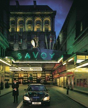 El Savoy de Londres reabre tras una reforma de tres años y 254 M €