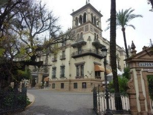 Un ERE temporal afectará a 160 trabajadores del Hotel Alfonso XIII