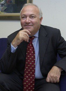 OPC España rendirá homenaje al exministro de Exteriores Moratinos