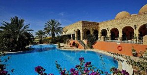 Los 30 hoteles españoles de Túnez, en stand-by