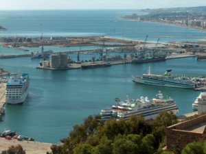 El Puerto de Málaga aumenta su tráfico de cruceristas en 2010 un 35% 