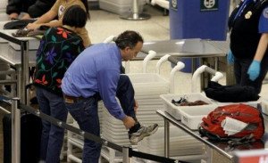 El aeropuerto de Menorca estrena escáner de zapatos