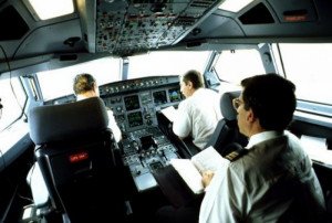 Los pilotos de Iberia denuncian incumplimientos del convenio colectivo
