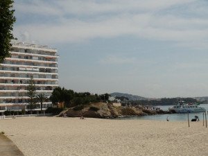 Las pernoctaciones en apartamentos turísticos de Baleares suben un 1,3% en marzo