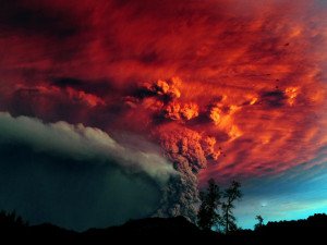 Cancelan varios vuelos desde Buenos Aires y Montevideo a España por la erupción del volcán en Chile