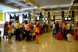 Aena Aeropuertos prevé 3,5 millones de pasajeros en la operación salida de julio