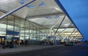 Competencia exige a BAA la venta de dos aeropuertos