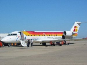 Las agencias acusan a Air Nostrum de "robarles" clientes