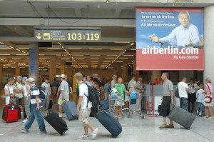 345.000 pasajeros pasarán por los aeropuertos de Baleares en dos días