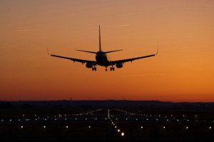 Las beneficios de las aerolíneas caen un 40% en el segundo trimestre