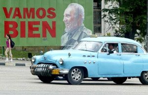 Los cubanos podrán salir del país sin permiso especial