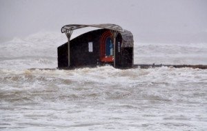Evalúan daños en infraestructura turística luego de temporal en Uruguay