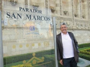 El expresidente de Paradores estudia presentar una querella contra Soria