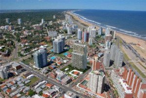 Inmobiliarios chilenos muestran interés en propiedades y precios de Punta del Este