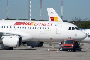 Un avión de Iberia Express aterriza en París por problemas de presurización