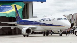La brasileña Embraer entregó 106 jets comerciales y 99 ejecutivos en 2012