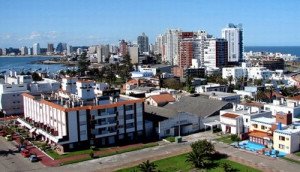 Inmobiliarios de Uruguay estiman baja del 40% en alquileres de temporada
