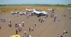 Paraguay habilita tercer aeropuerto internacional, en frontera con Argentina