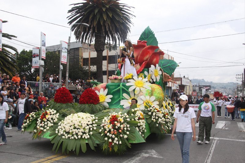 Lo más tradicional: la fiesta de las flores y las frutas de Ambato